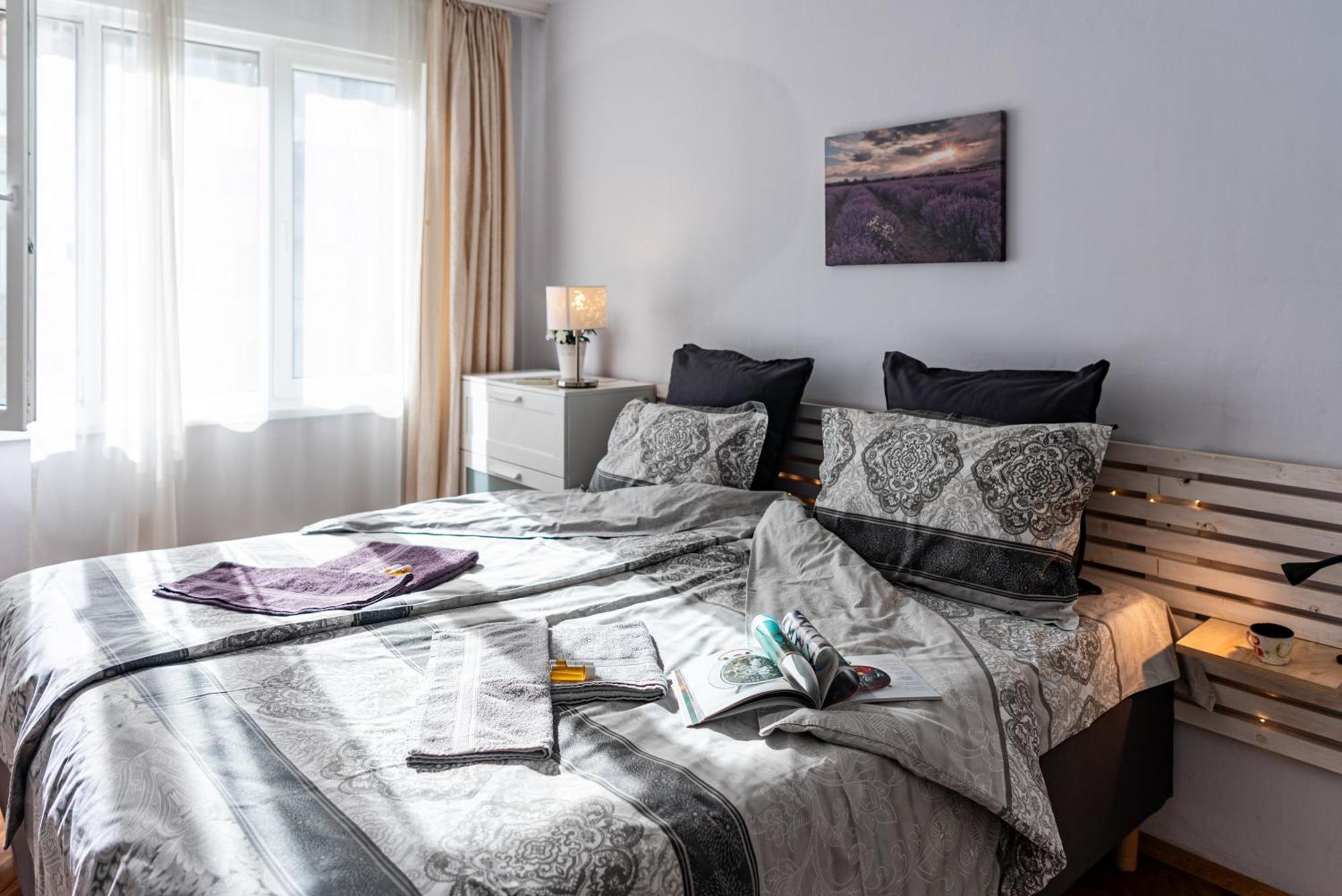Photo Art Apartment Burgas Exterior foto